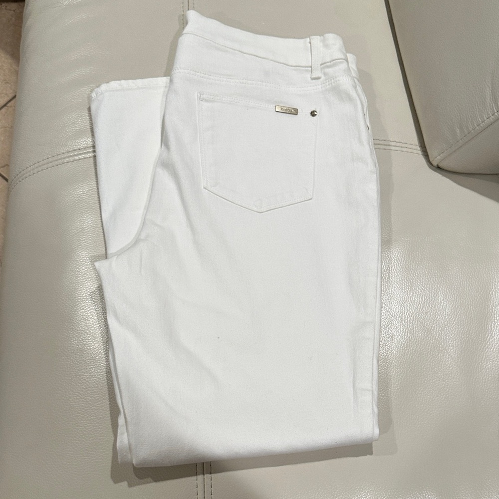 Chicos girlfriend  slim leg ankle White Women's Jeans size 12 R